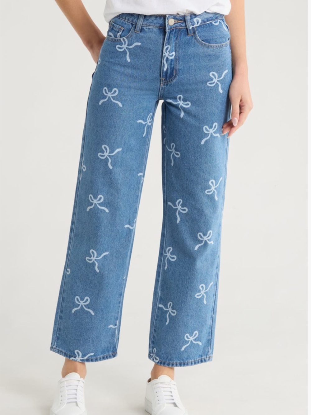 NWOT Blue Wide-Leg Bow Jeans